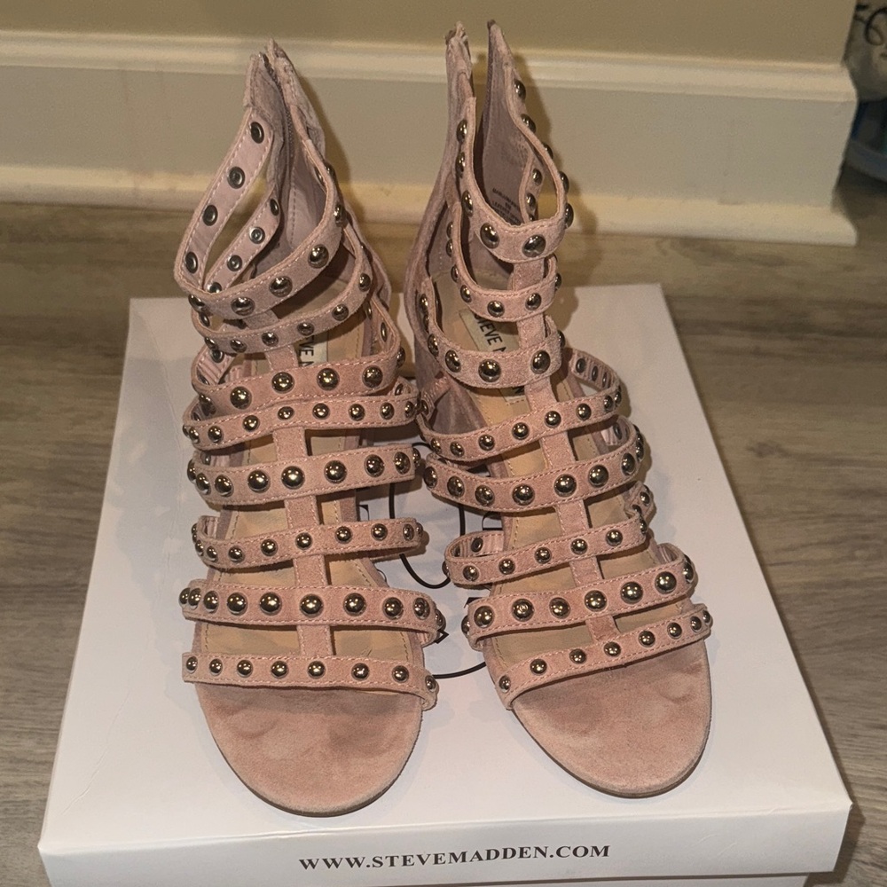 Steve Madden Blush Studded Heels